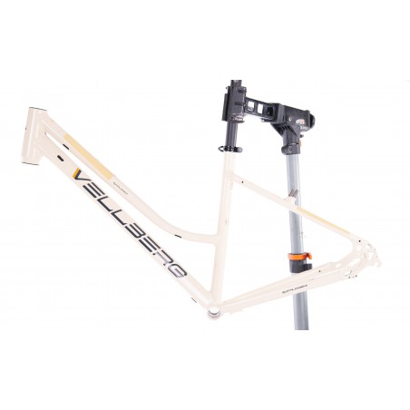 Rama E2 460 1015 DAMSKA 28" VELLBERG ALUMINIOWA 18" BIAŁA