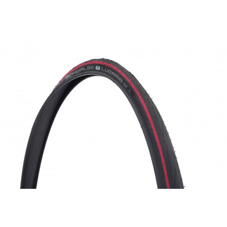 Opona 28 trekkingowa /700 x 25C/ SCHWALBE LUGANO KG SIC czarna z czerwonym paskiem
